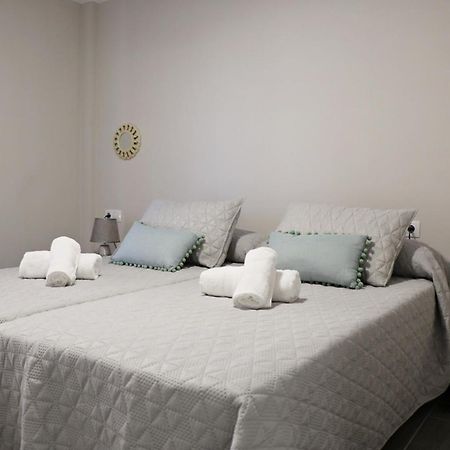 Apartamentos Credencial Саррия Екстериор снимка