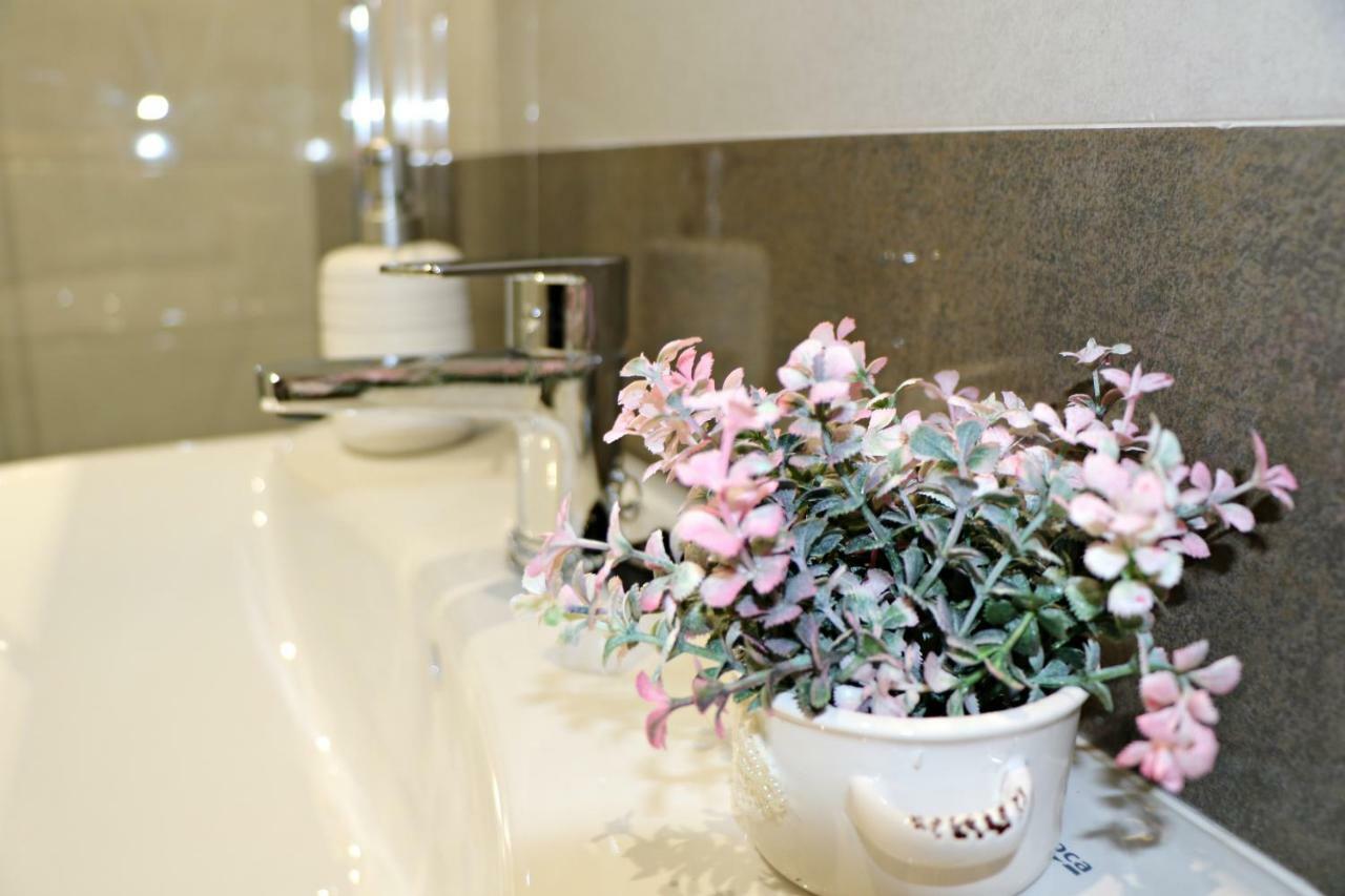 Apartamentos Credencial Саррия Екстериор снимка