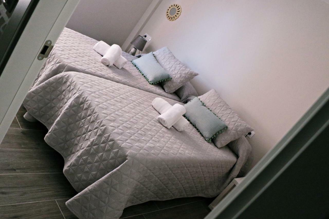 Apartamentos Credencial Саррия Екстериор снимка