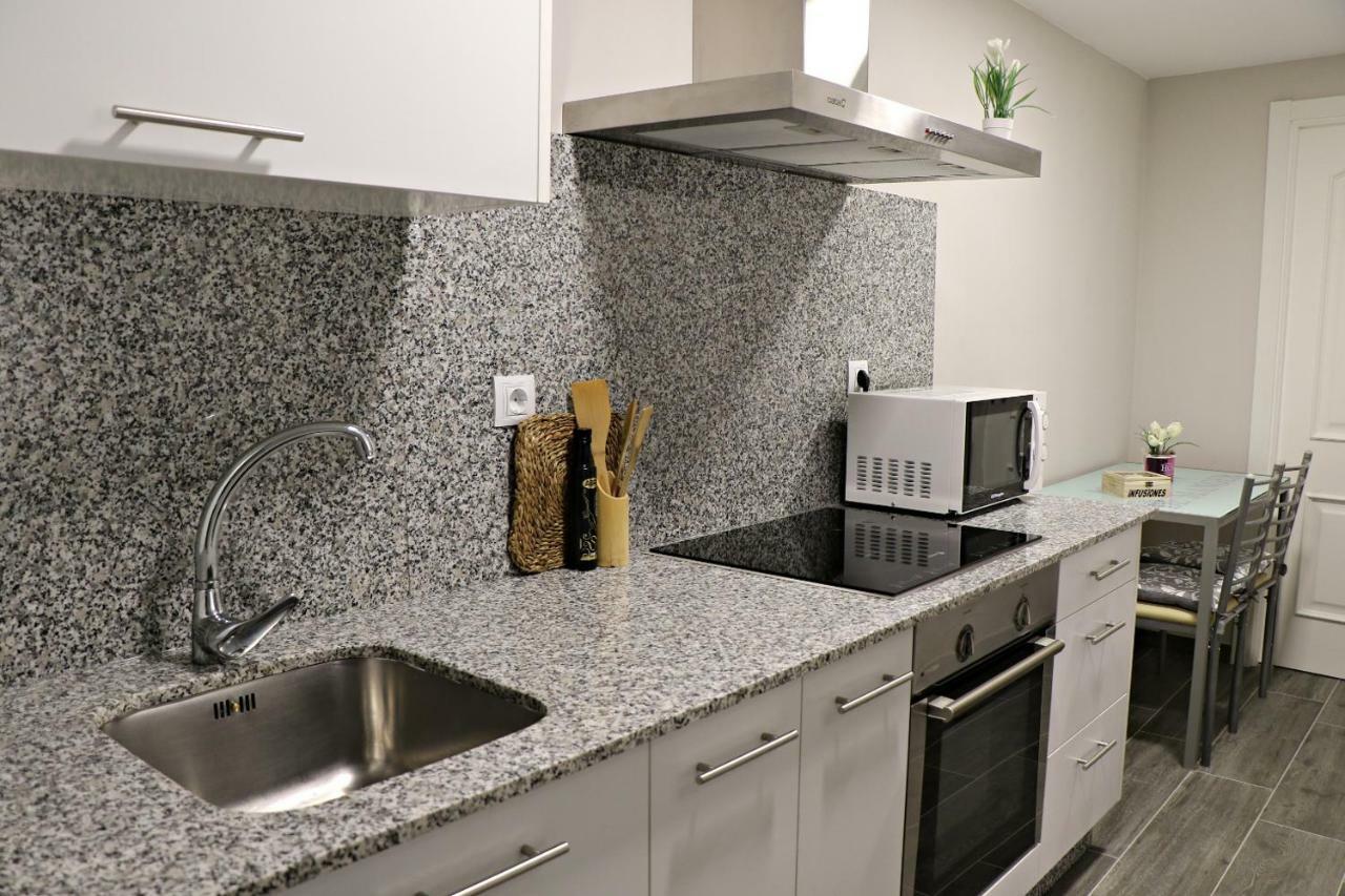 Apartamentos Credencial Саррия Екстериор снимка
